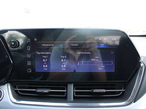 New 2026 Chevrolet Trax LT w/ Driver Confidence Package FWD image 54