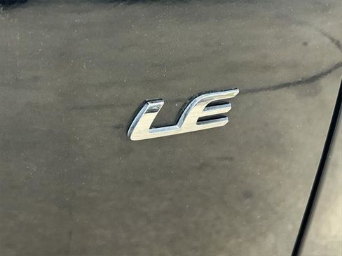 Certified 2023 Toyota Corolla Cross LE FWD image 11