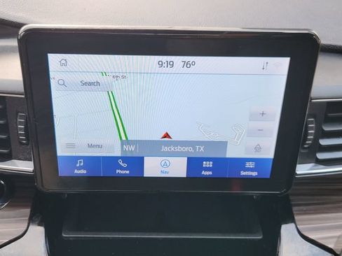 Used 2021 Ford Explorer Limited w/ Equipment Group 301A RWD image 18