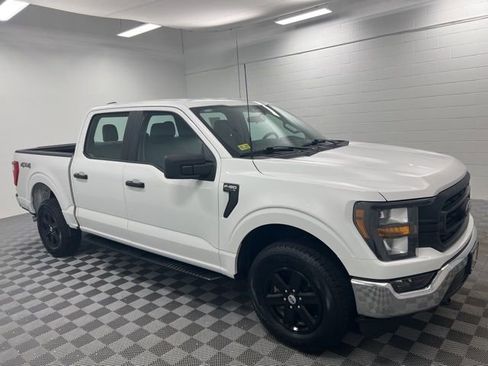 Used 2023 Ford F150 XL w/ Trailer Tow Package image 4