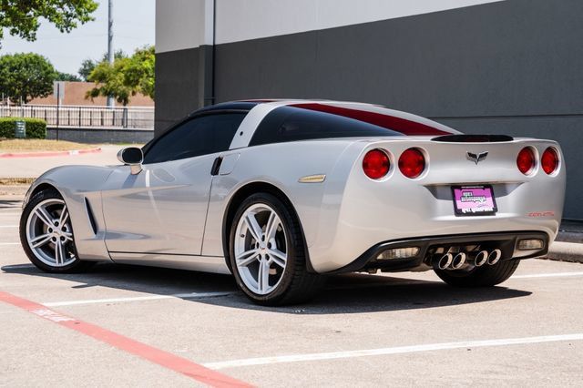 Used 2008 Chevrolet Corvette Coupe w/ Preferred Equipment Group RWD image 9