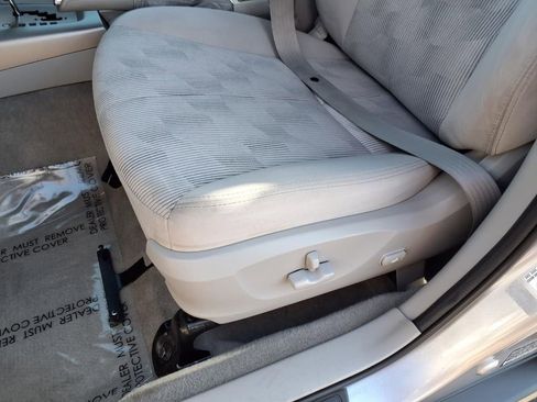 Used 2010 Subaru Forester 2.5X Premium image 25