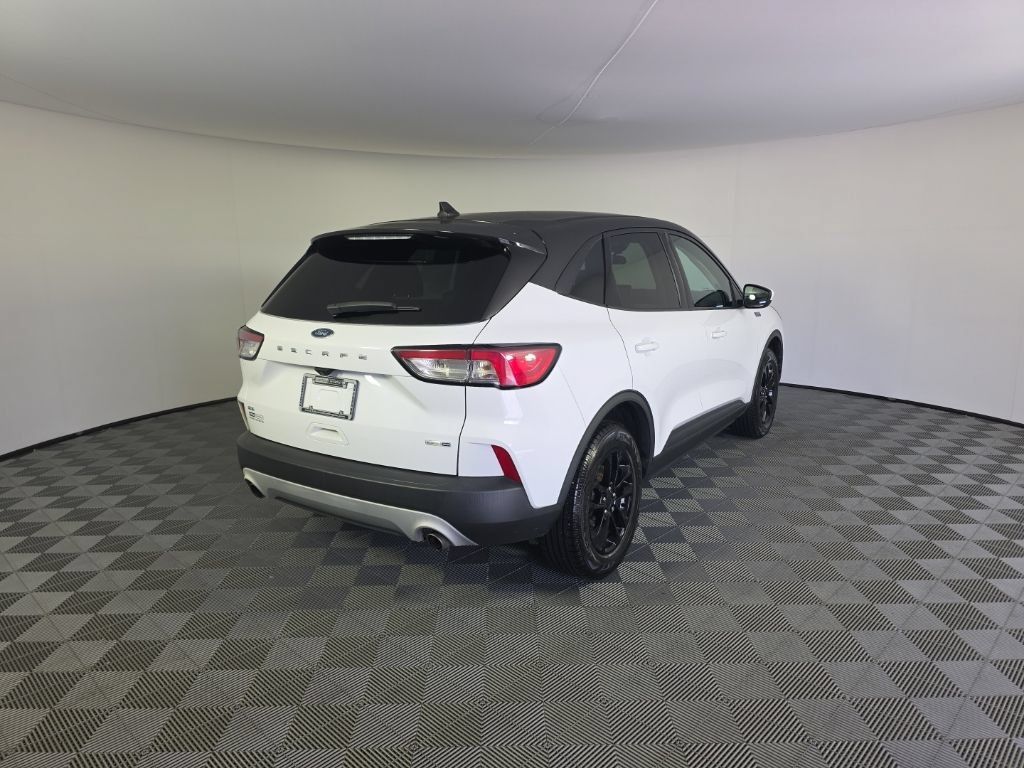 Used 2020 Ford Escape SE AWD/4WD image 5