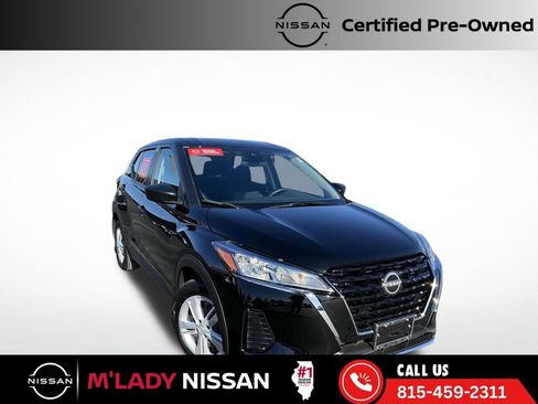 Certified 2025 Nissan Kicks Play S image 1
