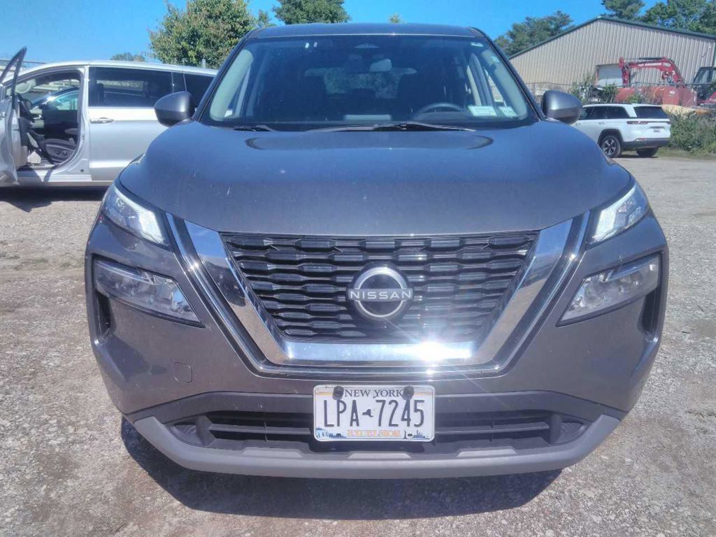Used 2023 Nissan Rogue SV AWD/4WD image 7