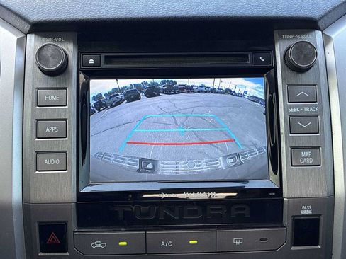 Used 2018 Toyota Tundra SR5 AWD/4WD image 22
