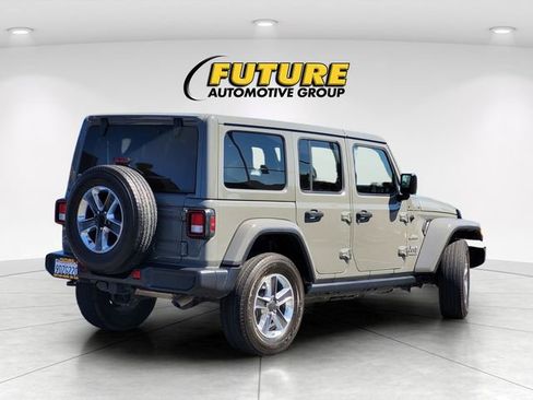Used 2023 Jeep Wrangler Sahara image 9