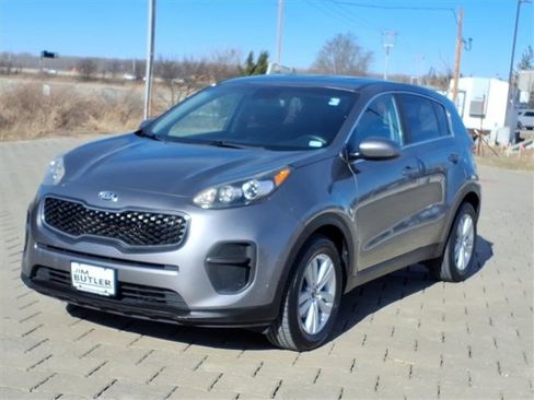 Used 2018 Kia Sportage LX image 2