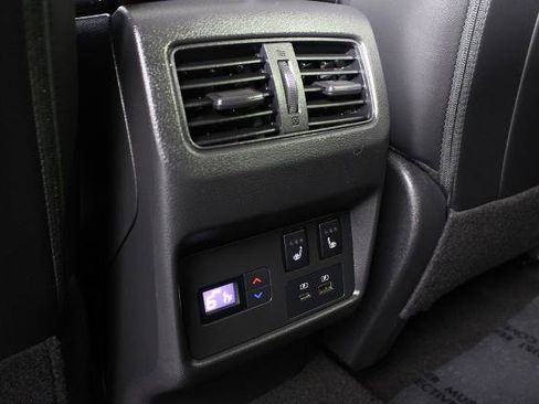 Certified 2023 Nissan Rogue Platinum w/ Platinum Premium Package image 24