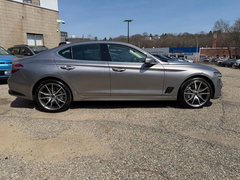Used 2026 Genesis G70 2.5T Prestige image 7