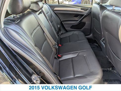 Used 2015 Volkswagen Golf TDI S image 23