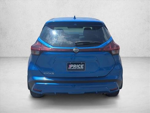 Used 2024 Nissan Kicks S FWD image 6