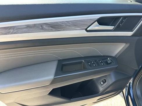 Used 2023 Volkswagen Atlas Cross Sport SE w/ Black Wheel Package FWD image 14