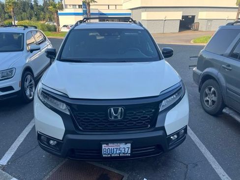 Used 2019 Honda Passport Elite image 2