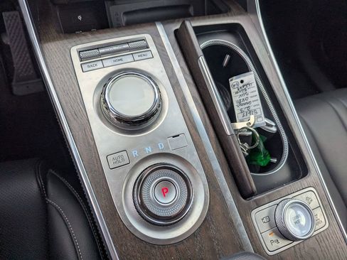 Used 2023 Genesis GV80 2.5T image 14