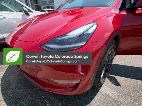Used 2022 Tesla Model Y Performance AWD/4WD image 3