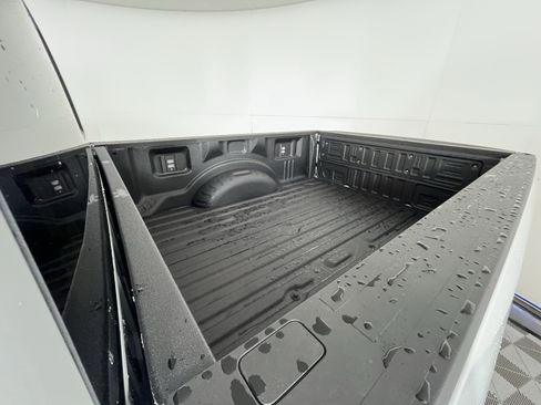 New 2026 Ford F250 XLT w/ Tremor Off-Road Package image 9