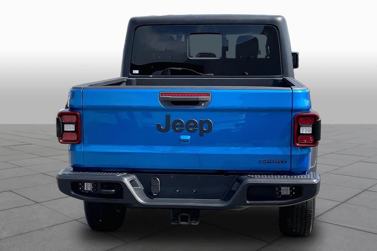 Used 2020 Jeep Gladiator Sport w/ Quick Order Package 23S AWD/4WD image 5