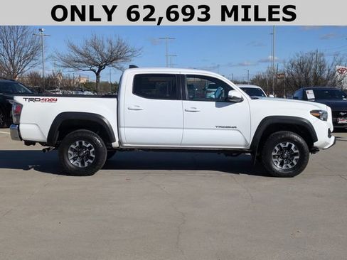 Used 2023 Toyota Tacoma TRD Off-Road image 4