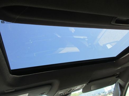 New 2026 GMC Sierra 2500 SLT w/ SLT Premium Package image 14