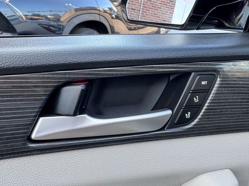 Used 2019 Hyundai Sonata Limited w/ Ultimate Package 04 image 31