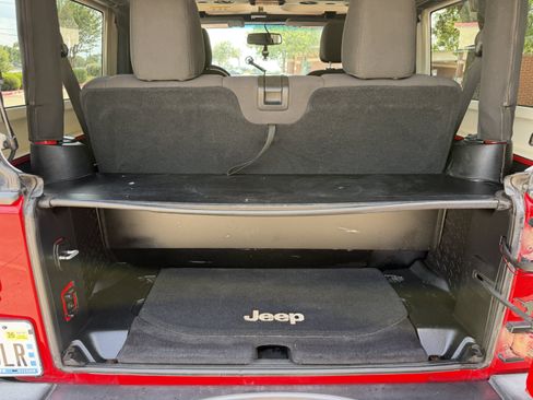 Used 2016 Jeep Wrangler Sport w/ Dual Top Group AWD/4WD image 19