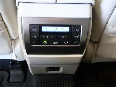 Used 2023 Lexus GX 460 Premium AWD/4WD image 38