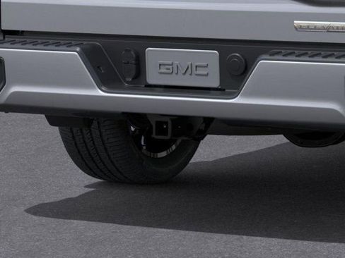 New 2026 GMC Sierra 1500 Elevation image 14