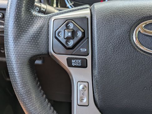 Used 2019 Toyota 4Runner Limited AWD/4WD image 25