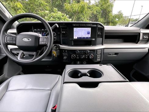 Used 2024 Ford F350 XL w/ 360-Degree Camera Package RWD image 13