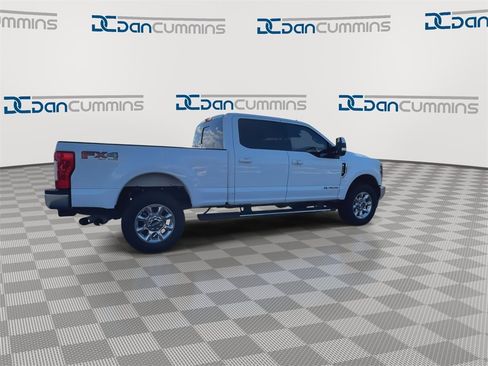 Used 2019 Ford F250 Lariat w/ Lariat Ultimate Package image 8