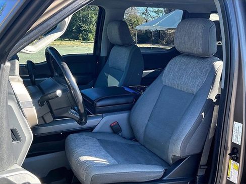 Used 2021 Ford F150 XLT w/ Equipment Group 302A High image 19