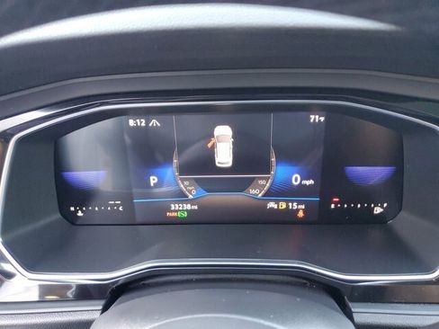 Used 2023 Volkswagen Jetta SE w/ Panoramic Sunroof Package image 30