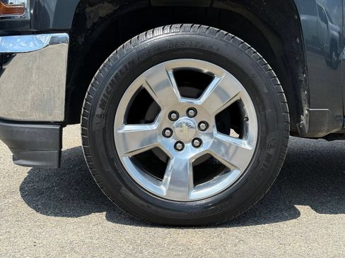 Used 2017 Chevrolet Silverado 1500 LT w/ Texas Edition RWD image 11