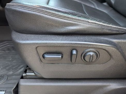 Used 2020 Chevrolet Silverado 2500 High Country w/ Z71 Off-Road Package image 13