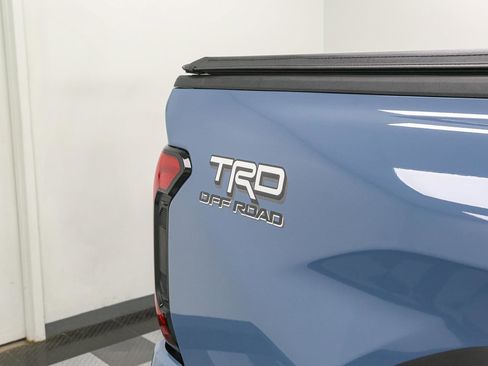 Used 2026 Toyota Tacoma TRD Off-Road AWD/4WD image 8