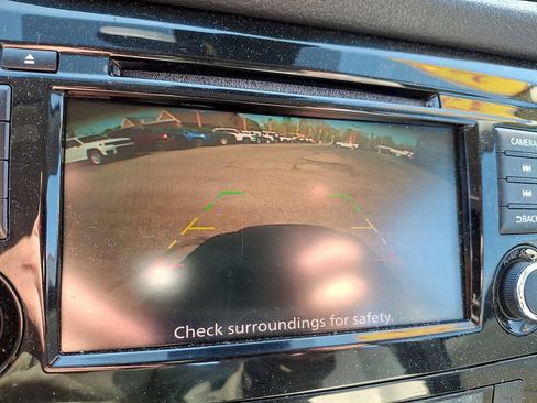 Used 2019 Nissan Rogue Sport SV AWD/4WD image 15
