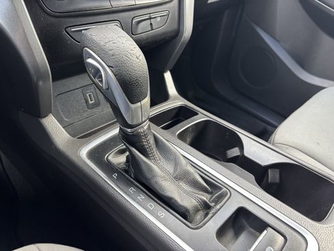 Used 2017 Ford Escape S image 10