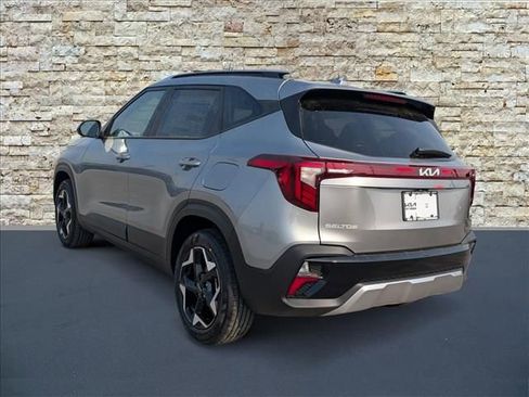 New 2026 Kia Seltos S image 3