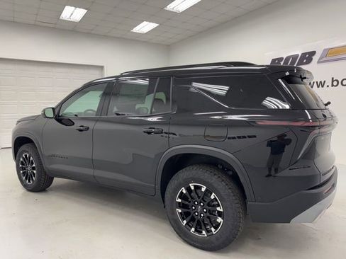 New 2026 Chevrolet Traverse Z71 w/ Enhanced Driving Package image 7