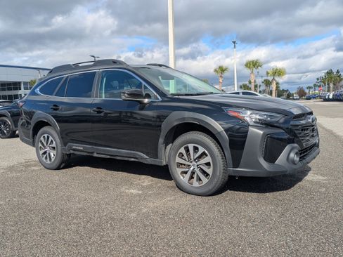 Certified 2023 Subaru Outback Premium image 2