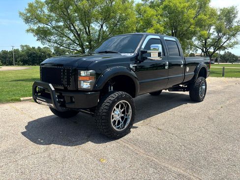Used 2009 Ford F350 Harley-Davidson image 3