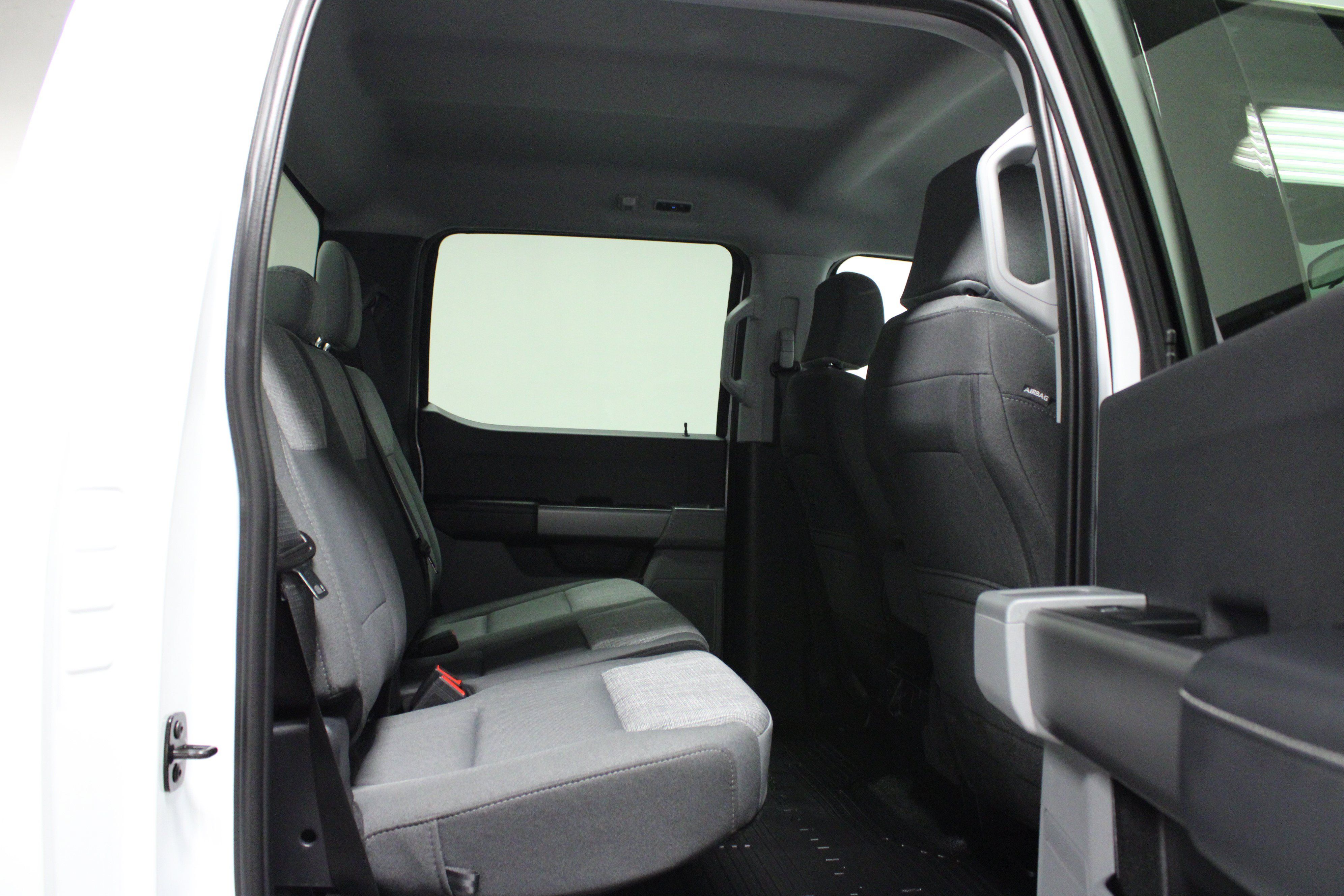 Used 2026 Ford F450 XLT w/ Camper Package AWD/4WD image 15