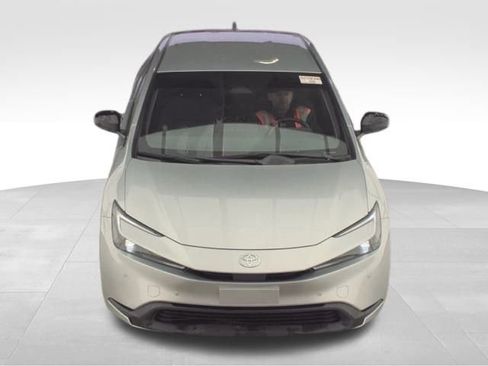Used 2024 Toyota Prius LE image 8