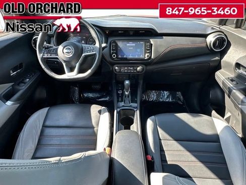 Used 2022 Nissan Kicks SR w/ Premium Package FWD image 13