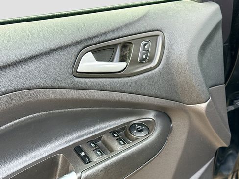 Used 2018 Ford Escape SE w/ Ford Safe & Smart Package image 8