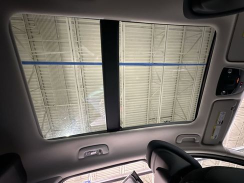 New 2026 Kia Sportage SX image 16