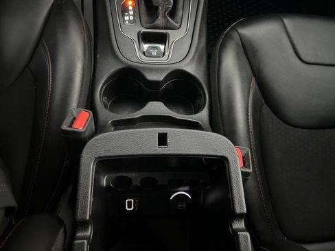 Used 2020 Jeep Cherokee Trailhawk w/ Cold Weather Group image 80