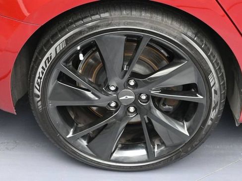 Used 2022 Genesis G70 3.3T w/ Sport Advanced Package RWD image 5