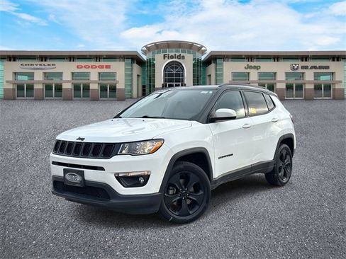 Used 2020 Jeep Compass Latitude image 1